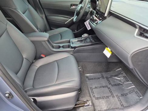 Certified 2026 Toyota Corolla Cross XLE w/ Convenience Package FWD image 30
