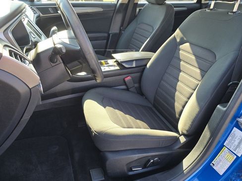 Certified 2020 Ford Fusion SE FWD image 21