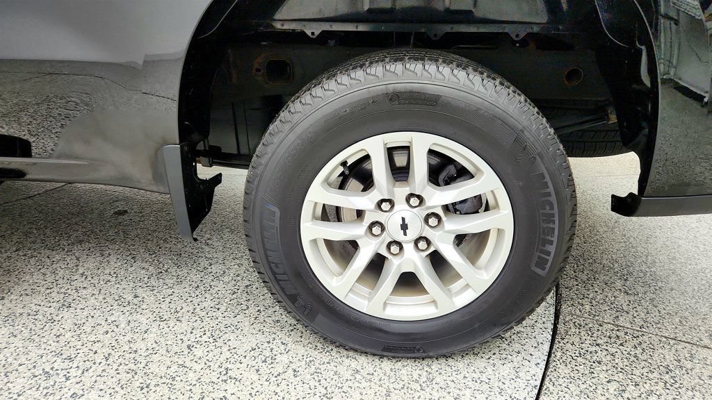 Used 2022 Chevrolet Silverado 1500 RST AWD/4WD image 9