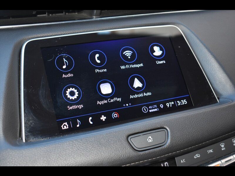 Used 2023 Cadillac XT4 Premium Luxury FWD image 10