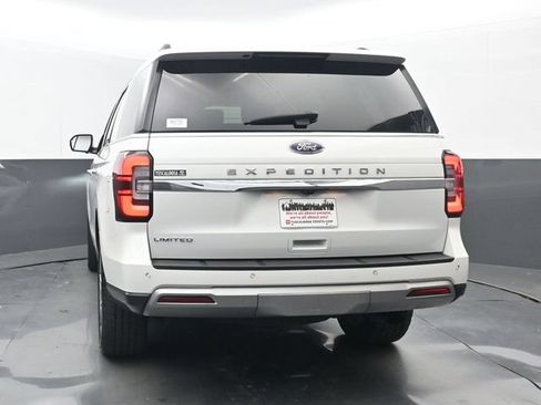 Used 2022 Ford Expedition Limited AWD/4WD image 21
