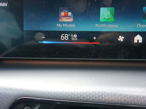 Used 2025 BMW X1 M35i image 13