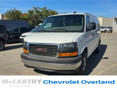 Used 2024 GMC Savana 2500 w/ Driver Convenience Package RWD image 6