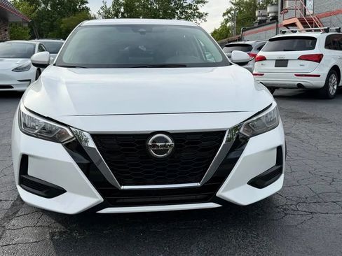 Used 2022 Nissan Sentra SV w/ All-Weather Package FWD image 2
