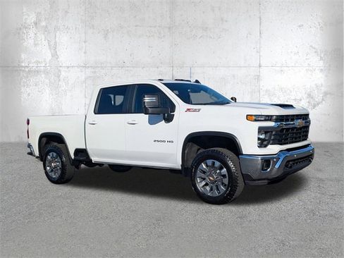 Used 2025 Chevrolet Silverado 2500 LT w/ Safety Package image 2