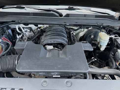 Used 2018 Cadillac Escalade Platinum RWD image 35