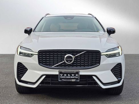 Certified 2023 Volvo XC60 T8 Plus w/ Climate Package image 2