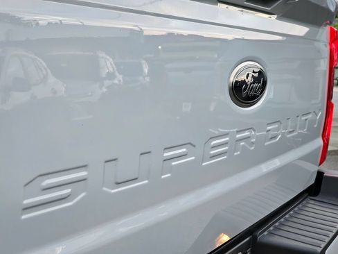 Used 2026 Ford F250 Lariat w/ Black Appearance Package AWD/4WD image 11