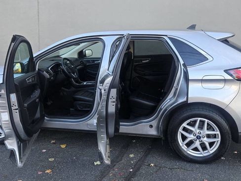 Used 2021 Ford Edge SEL image 9