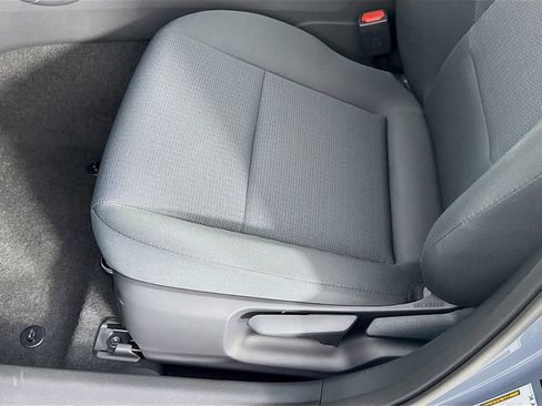 New 2026 Toyota Prius LE image 22