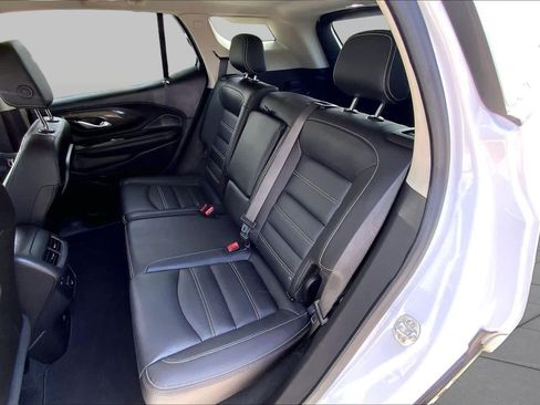 Used 2024 GMC Terrain Denali w/ Denali Premium Package AWD/4WD image 19