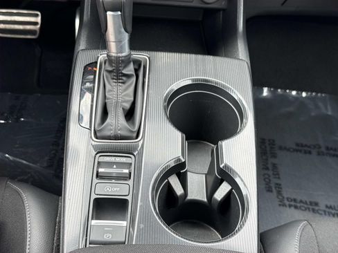 Used 2025 Honda Civic Sport image 13