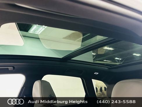 Certified 2025 Audi Q5 Premium w/ Convenience Package image 24