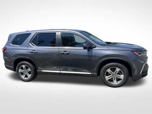 Used 2024 Honda Pilot EX-L image 9