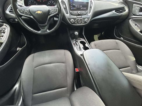 Used 2020 Chevrolet Malibu RS FWD image 17