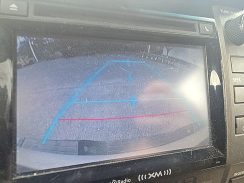 Used 2015 Toyota Tundra Limited image 19