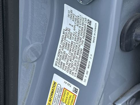 Used 2023 Honda Civic Sport image 29