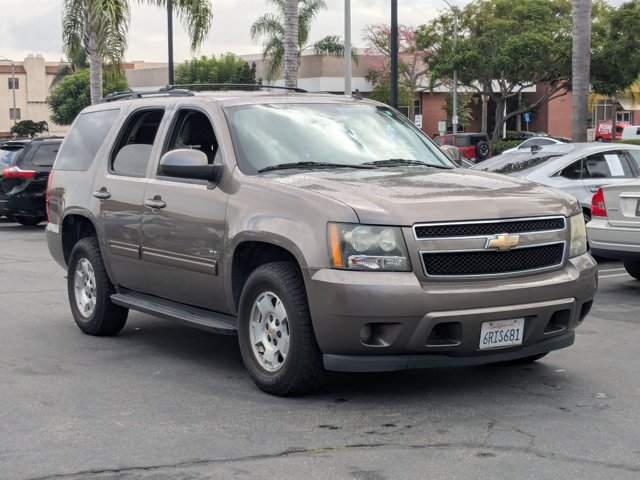 Used 2011 Chevrolet Tahoe LS w/ Convenience Package RWD image 3