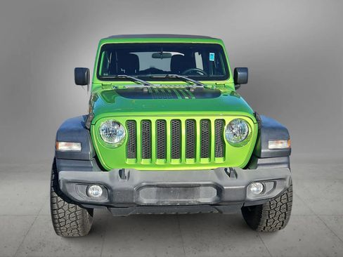 Used 2018 Jeep Wrangler Unlimited Sport image 4