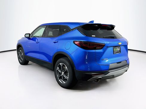 Used 2025 Chevrolet Blazer LT FWD image 5