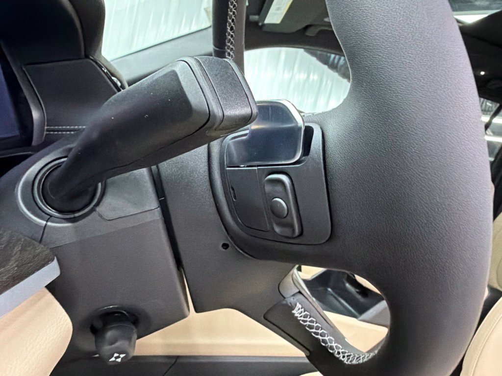 New 2027 Jeep Grand Cherokee Limited AWD/4WD image 17