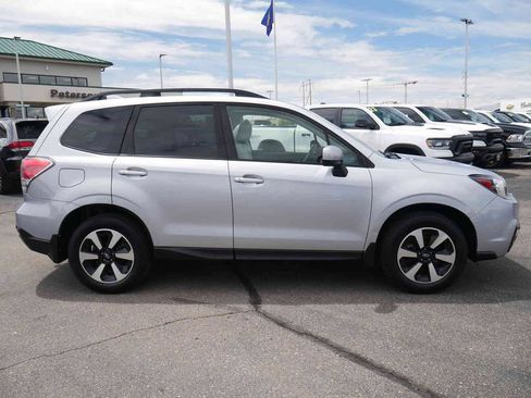 Used 2018 Subaru Forester 2.5i Premium AWD/4WD image 20