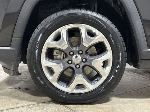 Used 2021 Jeep Compass Limited w/ Sun and Sound Group AWD/4WD image 27
