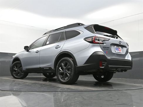 Used 2020 Subaru Outback Onyx Edition XT w/ Popular Package #2 image 25