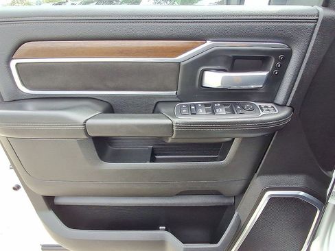 Certified 2024 RAM 2500 Laramie w/ Safety Group AWD/4WD image 16