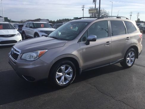 Used 2014 Subaru Forester 2.5i Touring AWD/4WD image 1