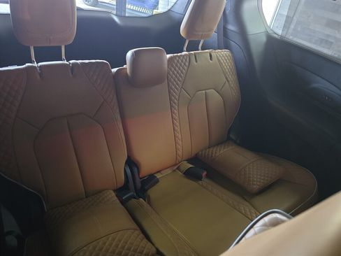 Used 2022 Chrysler Pacifica Pinnacle FWD image 20