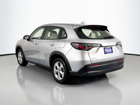 Certified 2023 Honda HR-V LX image 7
