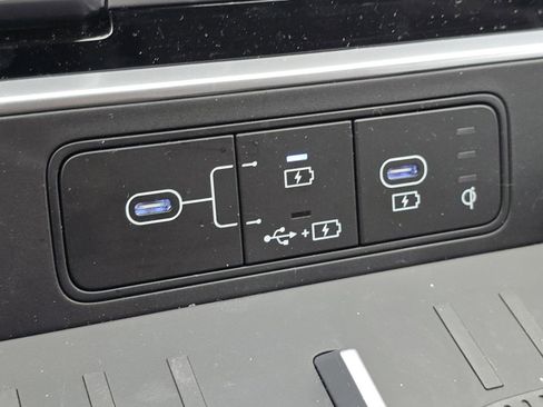 Used 2025 Hyundai Santa Fe XRT image 28