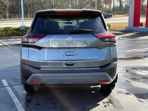Certified 2023 Nissan Rogue SV image 7