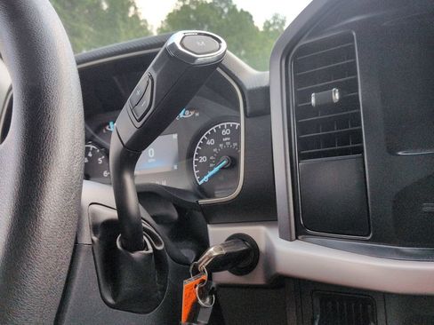 Used 2023 Ford F150 XLT AWD/4WD image 25