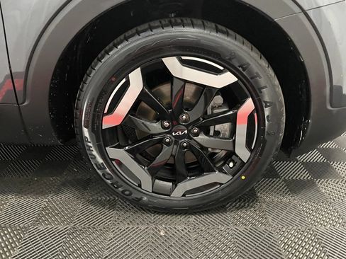 Used 2023 Kia Telluride EX FWD image 16