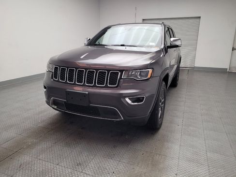 Used 2018 Jeep Grand Cherokee Limited image 15