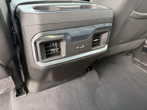 Used 2025 Chevrolet Silverado 1500 LTZ AWD/4WD image 16