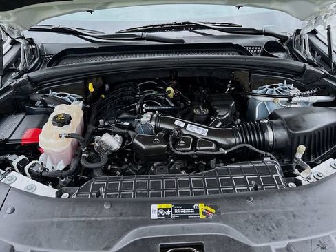 Used 2023 Jeep Grand Cherokee Altitude RWD image 30