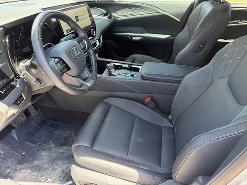 New 2026 Lexus RX 450h AWD image 12