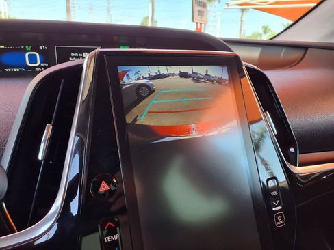 Used 2019 Toyota Prius Prime Premium FWD image 23