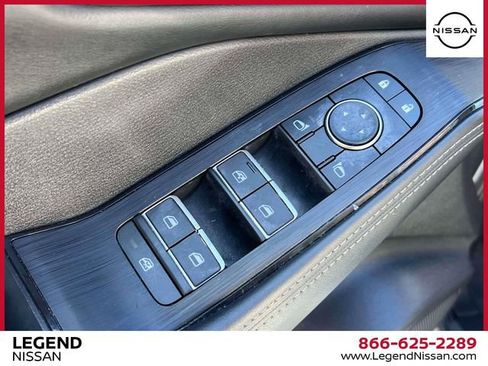 Used 2023 Nissan Rogue SL w/ SL Premium Package AWD/4WD image 17