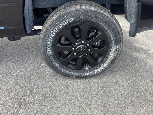 New 2026 RAM 2500 Laramie w/ Night Edition AWD/4WD image 9