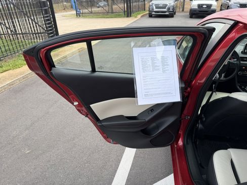 Used 2014 MAZDA MAZDA3 s Grand Touring image 23