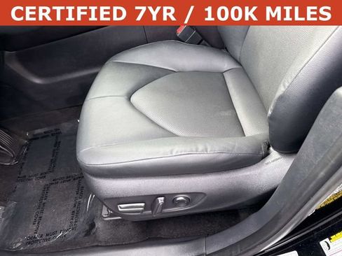 Used 2025 Toyota Grand Highlander AWD image 15