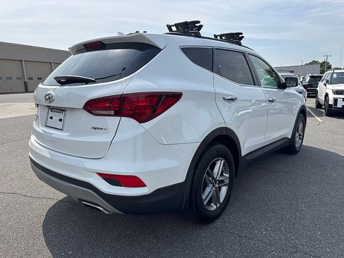Used 2018 Hyundai Santa Fe Sport FWD image 5