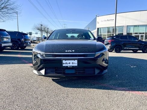 New 2025 Kia K4 LXS image 5