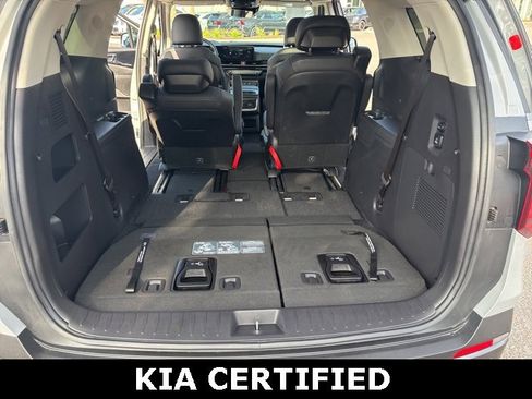 Certified 2025 Kia Carnival SX Prestige image 30
