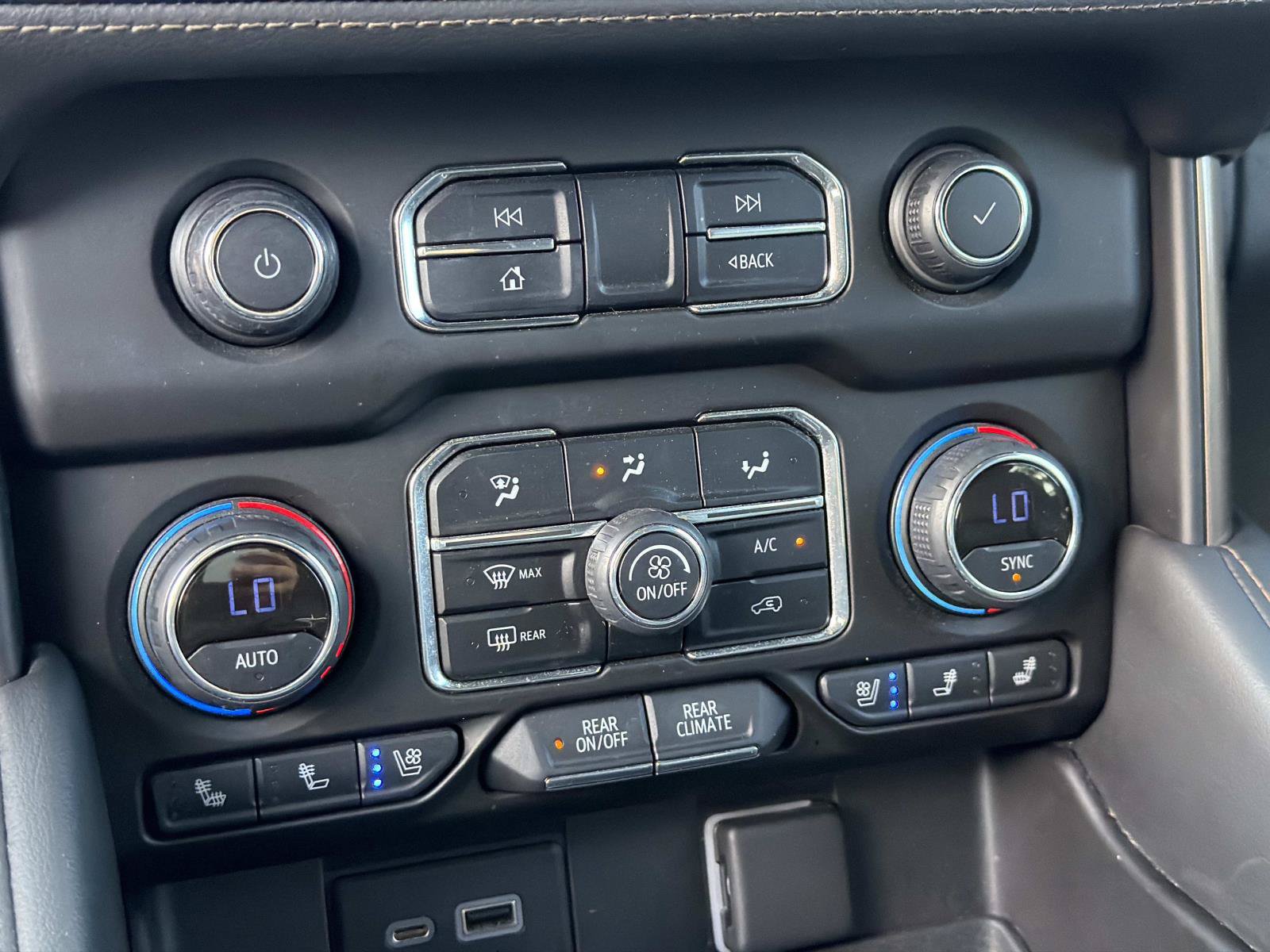 Used 2021 Chevrolet Tahoe High Country RWD image 25