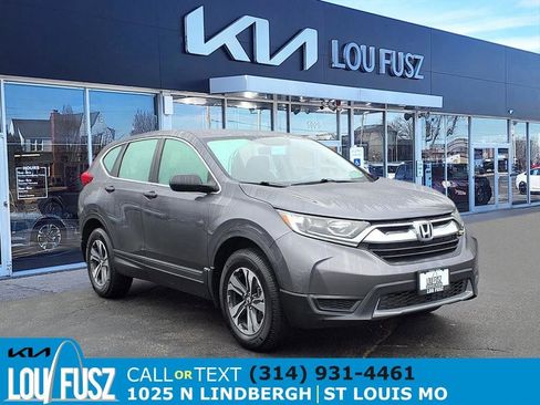 Used 2018 Honda CR-V LX image 1